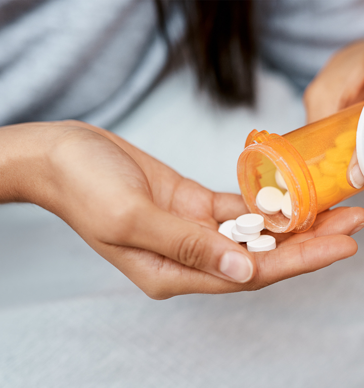 Opioid addiction graphic visualizing addiction statistics and trends